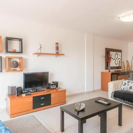 Beautiful 1 Bedroom With Stunning View